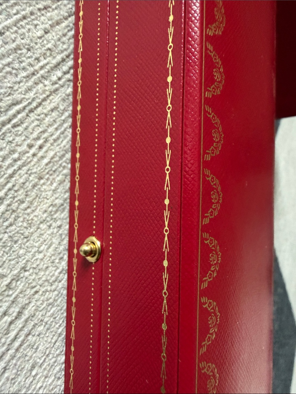 Cartier Red Leather Case with Gold-Tone Clasp - Picture 3 of 4